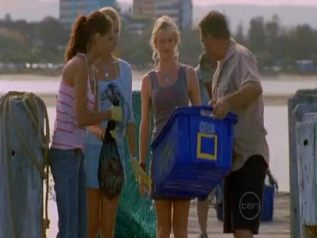 VampireDiariesWorld-dot-org_H20JustAddWater-S02e07-0963.jpg