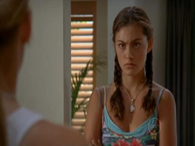 VampireDiariesWorld-dot-org_H20JustAddWater-S02e08-0809.jpg