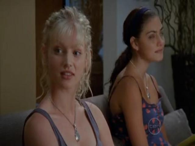 VampireDiariesWorld-dot-org_H20JustAddWater-S02e09-0457.jpg