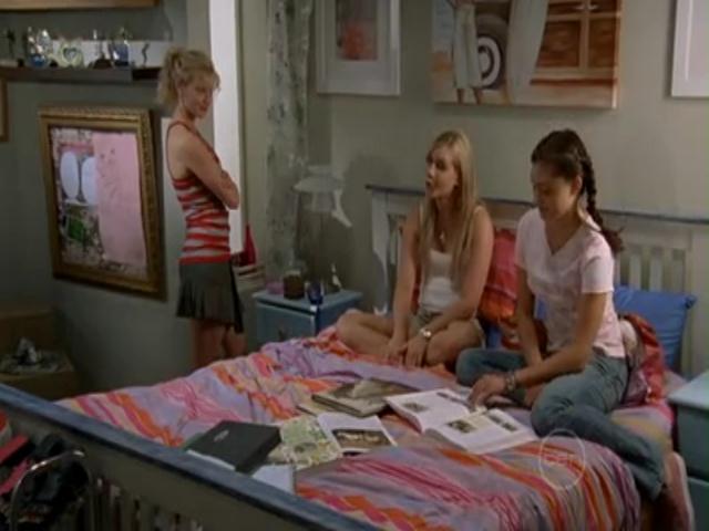 VampireDiariesWorld-dot-org_H20JustAddWater-S02e09-1279.jpg
