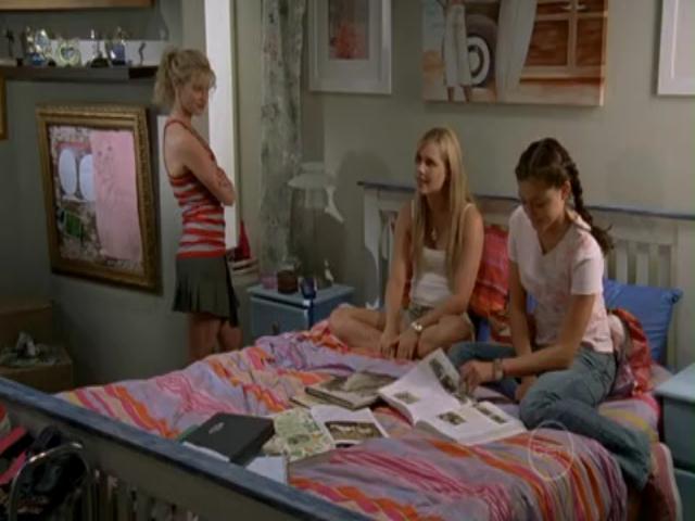 VampireDiariesWorld-dot-org_H20JustAddWater-S02e09-1280.jpg