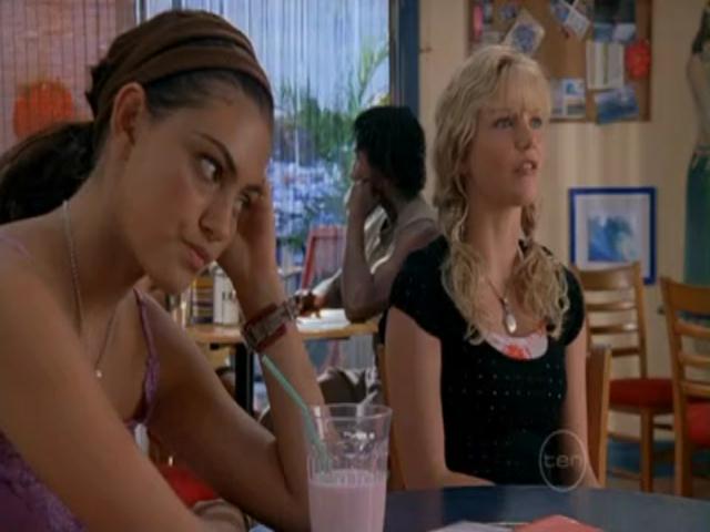 VampireDiariesWorld-dot-org_H20JustAddWater-S02e10-0044.jpg