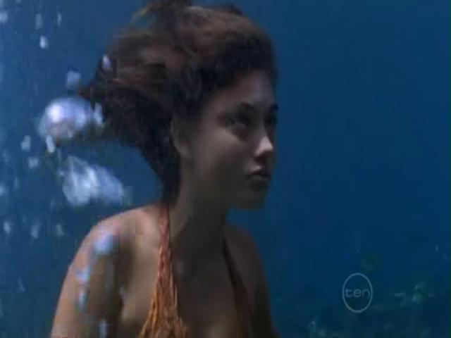 VampireDiariesWorld-dot-org_H20JustAddWater-S02e10-0094.jpg