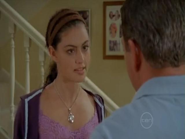 VampireDiariesWorld-dot-org_H20JustAddWater-S02e10-0304.jpg