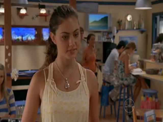 VampireDiariesWorld-dot-org_H20JustAddWater-S02e10-1214.jpg VampireDiariesWorld-dot-org_H20JustAddWater-S02e10-1214.jpg