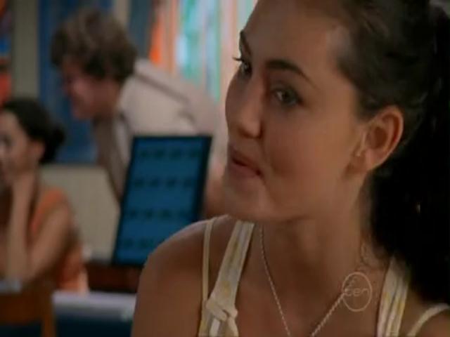 VampireDiariesWorld-dot-org_H20JustAddWater-S02e10-1251.jpg