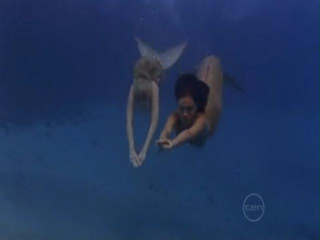 VampireDiariesWorld-dot-org_H20JustAddWater-S02e11-0568.jpg
