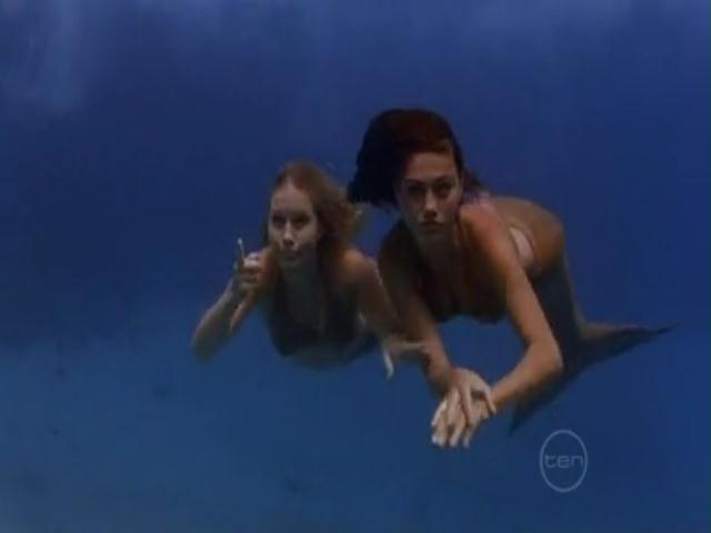 VampireDiariesWorld-dot-org_H20JustAddWater-S02e11-0572.jpg