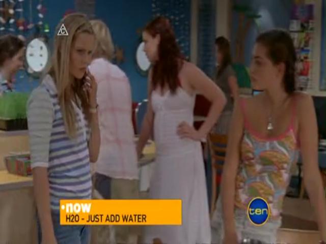 VampireDiariesWorld-dot-org_H20JustAddWater-S02e11-0971.jpg
