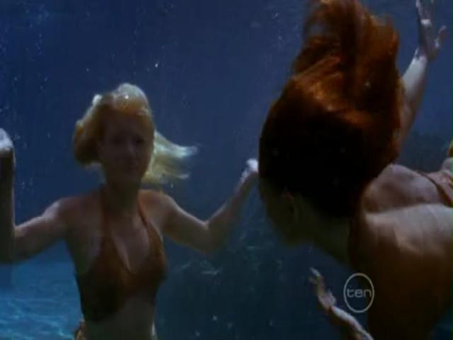 VampireDiariesWorld-dot-org_H20JustAddWater-S02e12-0829.jpg
