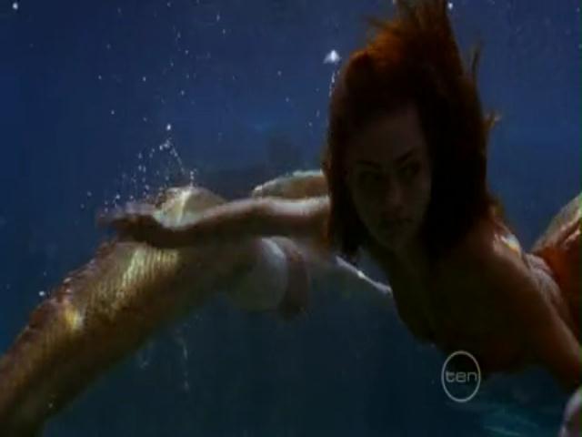 VampireDiariesWorld-dot-org_H20JustAddWater-S02e12-0834.jpg