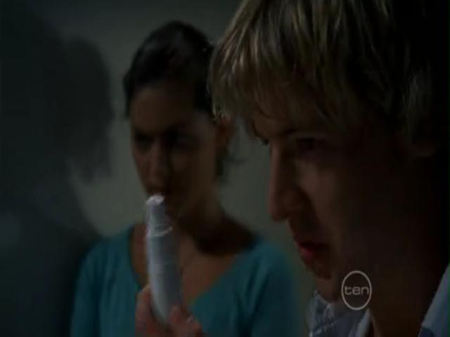 VampireDiariesWorld-dot-org_H20JustAddWater-S02e12-1221.jpg