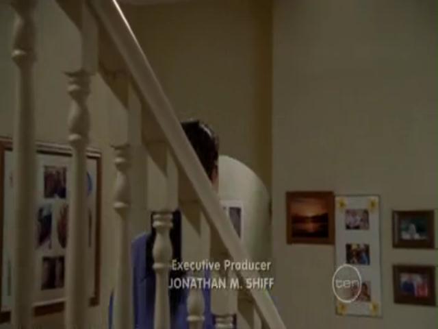 VampireDiariesWorld-dot-org_H20JustAddWater-S02e13-0000.jpg