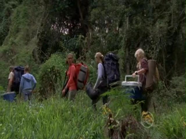 VampireDiariesWorld-dot-org_H20JustAddWater-S02e13-0253.jpg