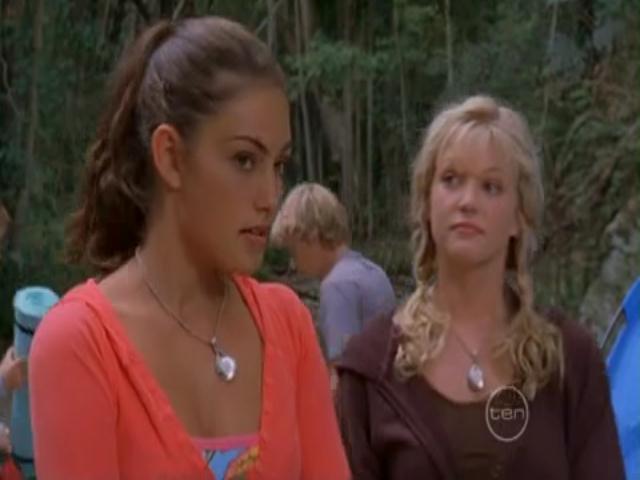 VampireDiariesWorld-dot-org_H20JustAddWater-S02e13-0370.jpg