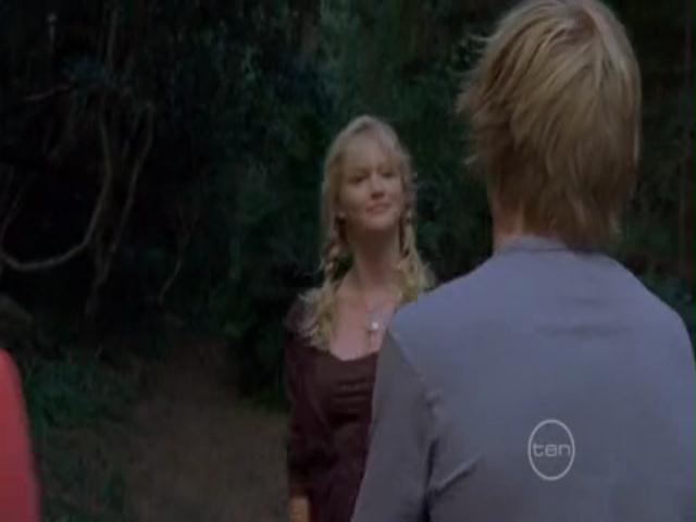 VampireDiariesWorld-dot-org_H20JustAddWater-S02e13-0464.jpg