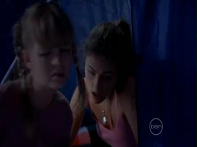VampireDiariesWorld-dot-org_H20JustAddWater-S02e13-0633.jpg