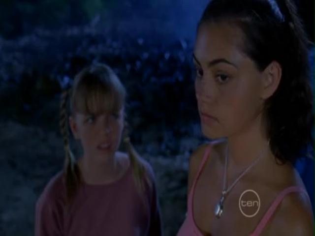VampireDiariesWorld-dot-org_H20JustAddWater-S02e13-0656.jpg