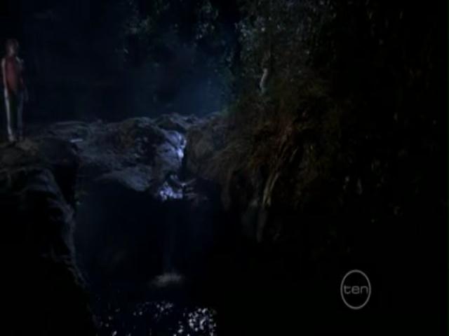 VampireDiariesWorld-dot-org_H20JustAddWater-S02e13-0966.jpg