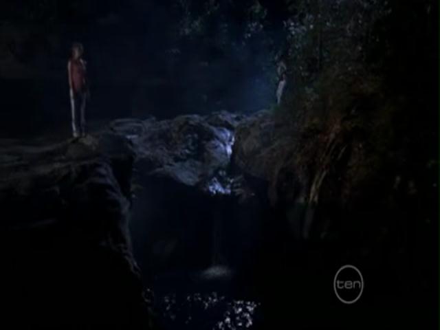 VampireDiariesWorld-dot-org_H20JustAddWater-S02e13-0967.jpg