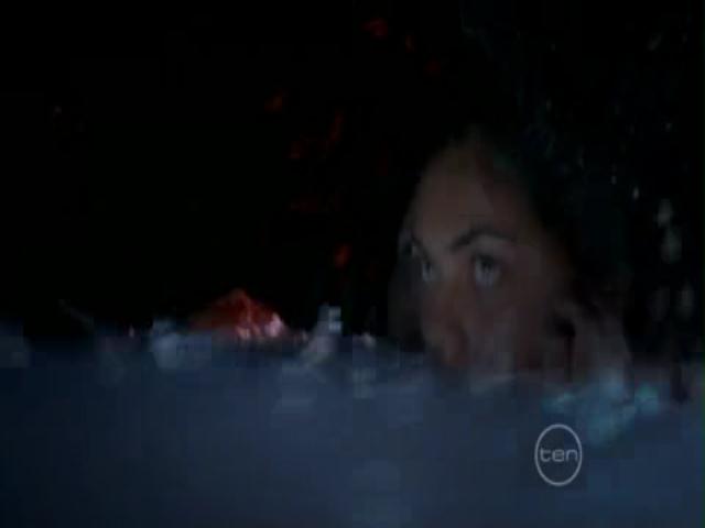 VampireDiariesWorld-dot-org_H20JustAddWater-S02e13-1068.jpg