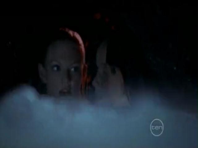 VampireDiariesWorld-dot-org_H20JustAddWater-S02e13-1083.jpg