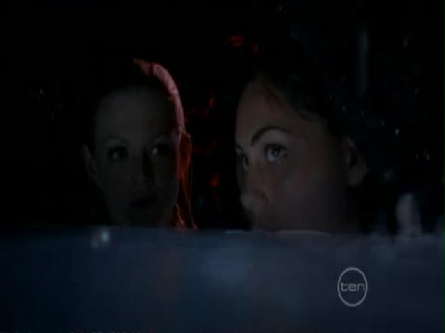 VampireDiariesWorld-dot-org_H20JustAddWater-S02e13-1138.jpg