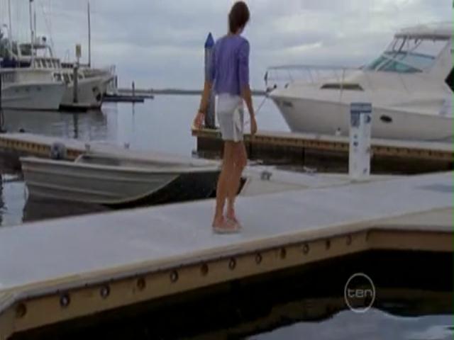 VampireDiariesWorld-dot-org_H20JustAddWater-S02e14-0202.jpg