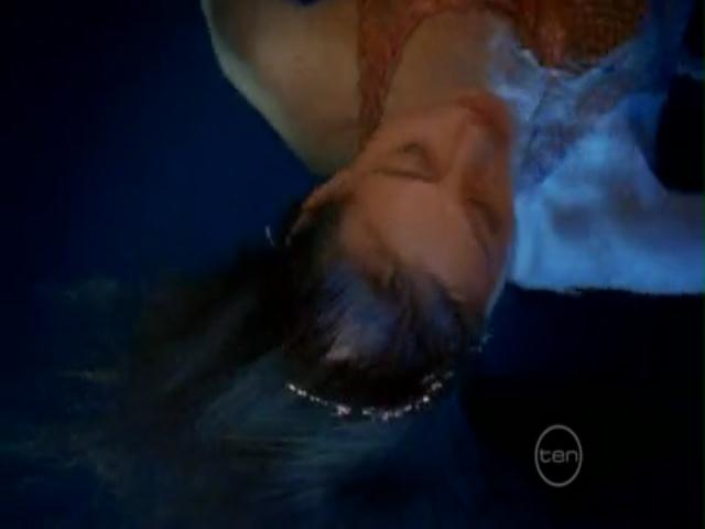 VampireDiariesWorld-dot-org_H20JustAddWater-S02e14-0408.jpg