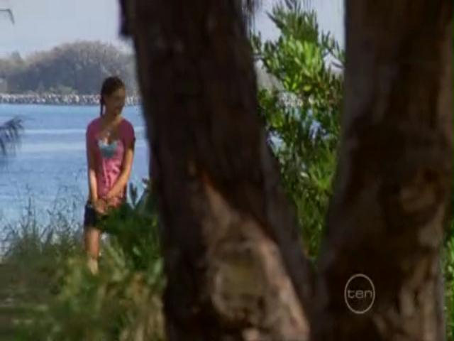 VampireDiariesWorld-dot-org_H20JustAddWater-S02e14-0607.jpg VampireDiariesWorld-dot-org_H20JustAddWater-S02e14-0607.jpg