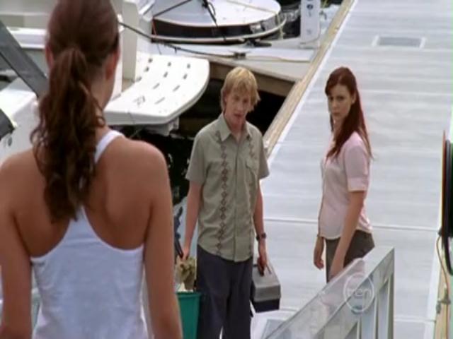VampireDiariesWorld-dot-org_H20JustAddWater-S02e14-0945.jpg