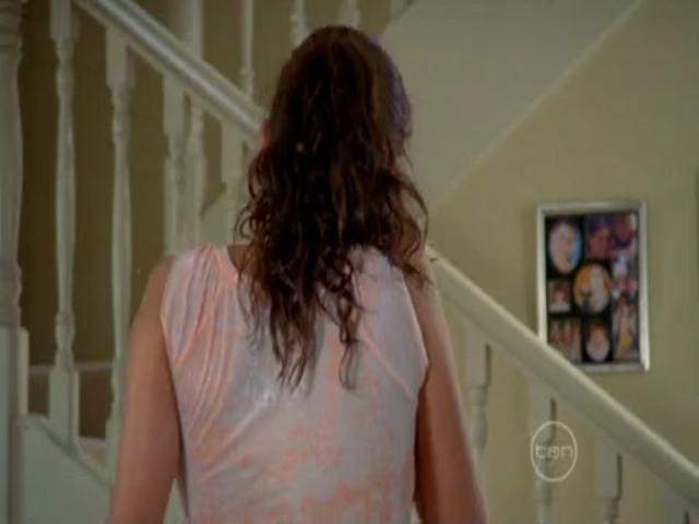 VampireDiariesWorld-dot-org_H20JustAddWater-S02e15-0287.jpg