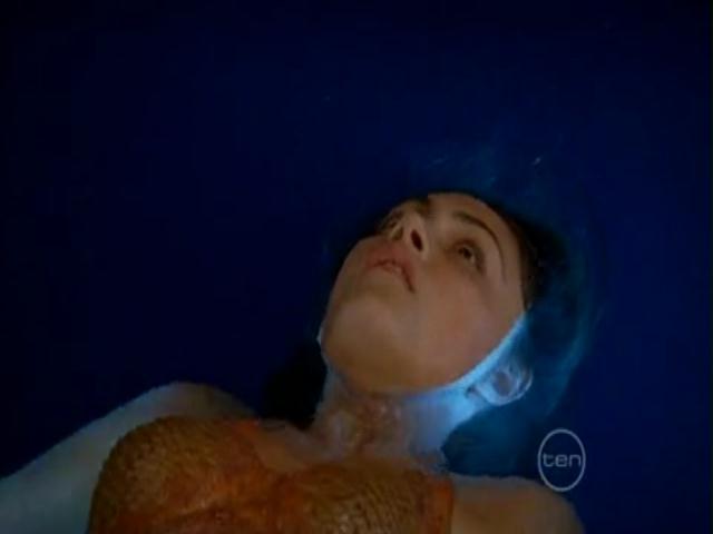 VampireDiariesWorld-dot-org_H20JustAddWater-S02e17-0029.jpg