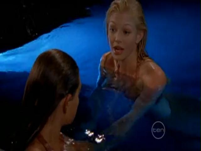 VampireDiariesWorld-dot-org_H20JustAddWater-S02e17-0044.jpg