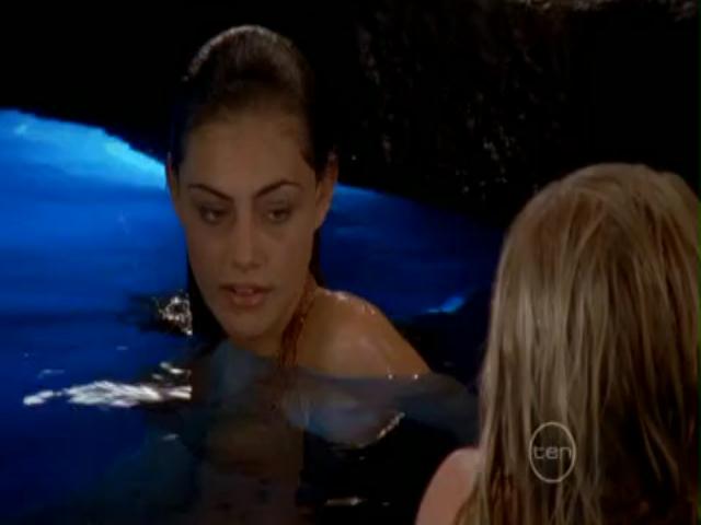 VampireDiariesWorld-dot-org_H20JustAddWater-S02e17-0050.jpg
