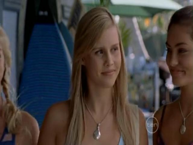 VampireDiariesWorld-dot-org_H20JustAddWater-S02e17-0208.jpg