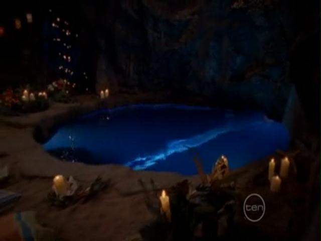 VampireDiariesWorld-dot-org_H20JustAddWater-S02e18-0757.jpg