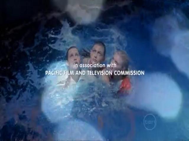 VampireDiariesWorld-dot-org_H20JustAddWater-S02-Openingcredits-1405.jpg