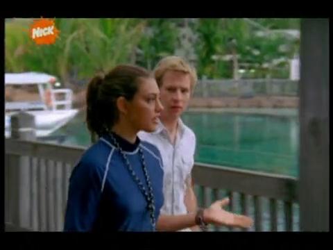 VampireDiariesWorld-dot-org_H20JustAddWater-S03E03-0530.jpg