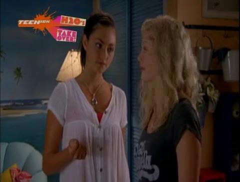 VampireDiariesWorld-dot-org_H20JustAddWater-S03E06-0692.jpg