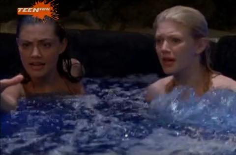 VampireDiariesWorld-dot-org_H20JustAddWater-S03E07-0954.jpg