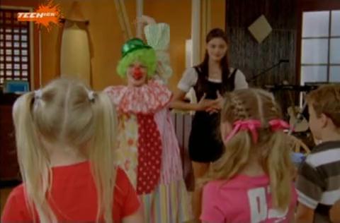 VampireDiariesWorld-dot-org_H20JustAddWater-S03E11-0594.jpg