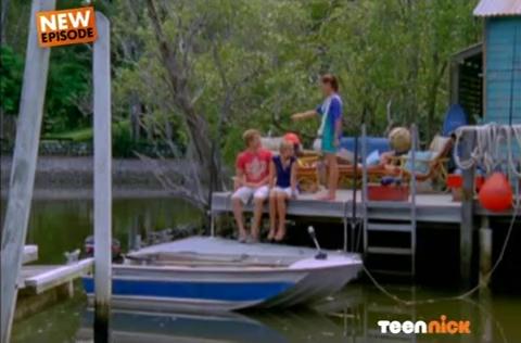 VampireDiariesWorld-dot-org_H20JustAddWater-S03E19-0623.jpg