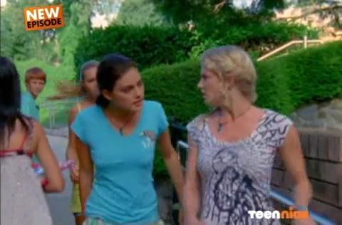 VampireDiariesWorld-dot-org_H20JustAddWater-S03E22-0648.jpg