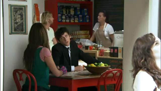 VampireDiariesWorld-dot-org_HomeAndAway-Episode5180-0551.jpg