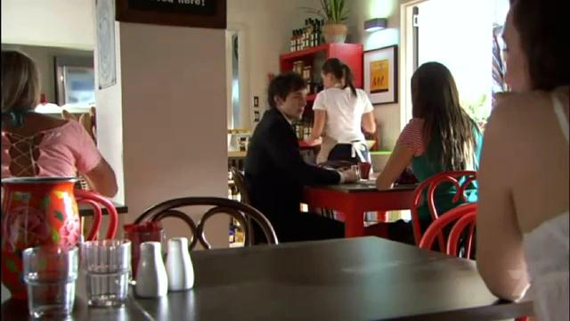 VampireDiariesWorld-dot-org_HomeAndAway-Episode5180-0850.jpg