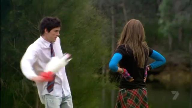 VampireDiariesWorld-dot-org_HomeAndAway-Episode5183-0750.jpg