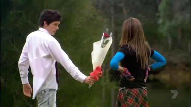 VampireDiariesWorld-dot-org_HomeAndAway-Episode5183-0751.jpg