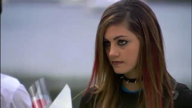VampireDiariesWorld-dot-org_HomeAndAway-Episode5183-0789.jpg