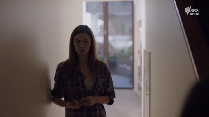 VampireDiariesWorld-dot-nl_SafeHarbour0515.jpg